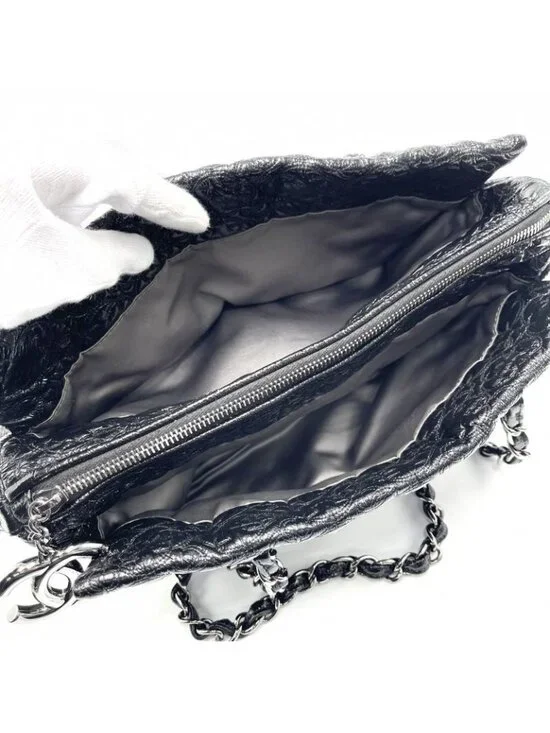 Chanel Handbag Camellia Quilted Bow-ring Bag Shoulder Chain - Picture 4 of 10